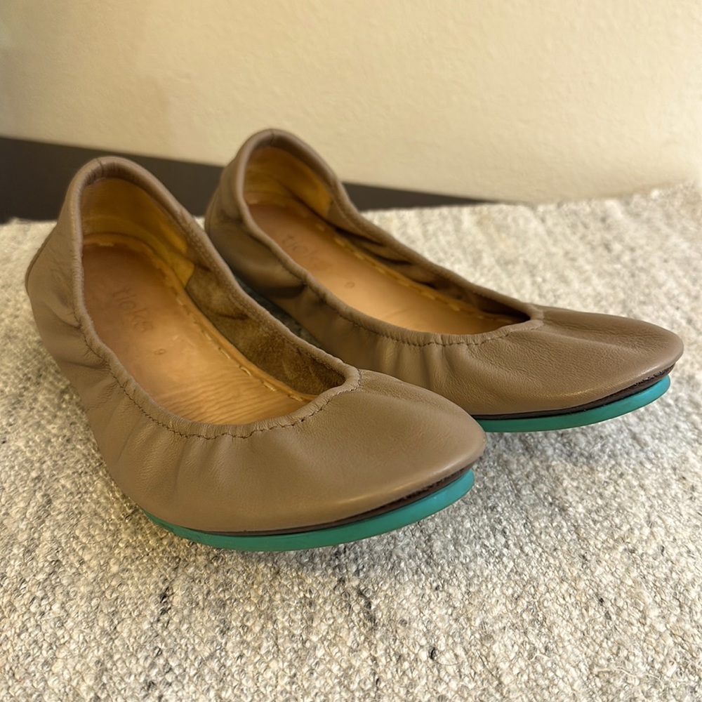 Tieks Ballet Flats - Taupe | 9